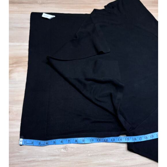 Lululemon Pullover Poncho XS-S Hooded Black Knit Side Slits Short Sleeve XS-S - Picture 8 of 9